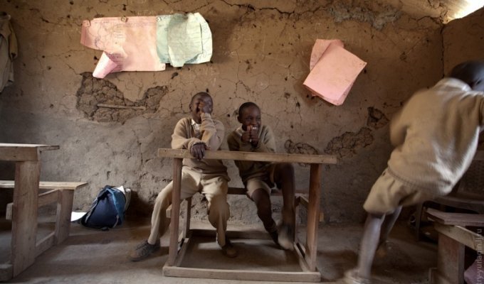 О среднем образовании в Кении (45 фото)