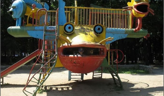 Детская площадка в городе Хмельницком (13 фото)
