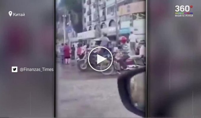 Момент взрыва в китайском отеле попал на видео