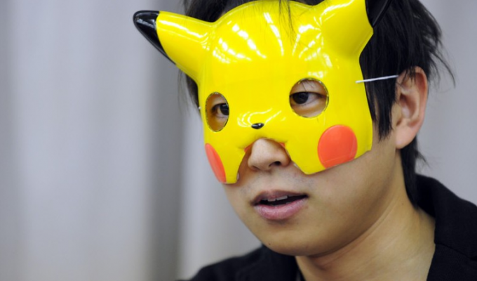 Японцы ходят на свидание в масках (6 фото)