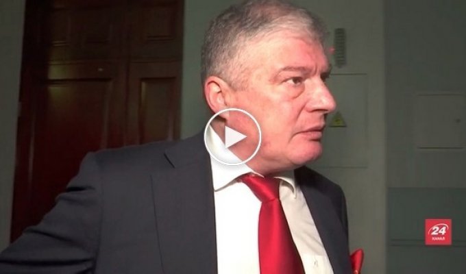 Экс-губернатор Запорожья пожелал Украине сгореть