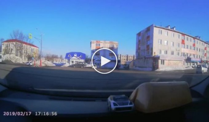 Полет мертвецки пьяной автомобилистки на Камчатке