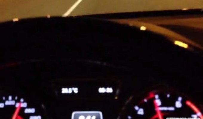 Рамзан Кадыров гоняет по улицам города на скорости 240 км/час (1 фото + 2 видео)