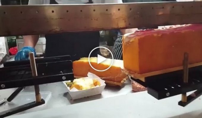 Самый аппетитный плавленый сыр в мире!