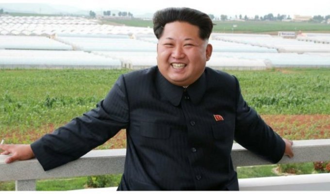 Ким Чен Ын тайно съездил в Китай на бронепоезде (2 фото)