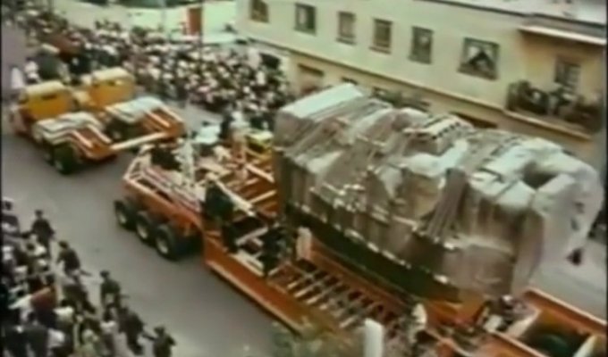 Перевозка 168 тонной статуи Тлалока в Мексике (3 фото + 1 видео)
