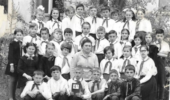 Школьный дневник советского четвероклассника (13 фото)
