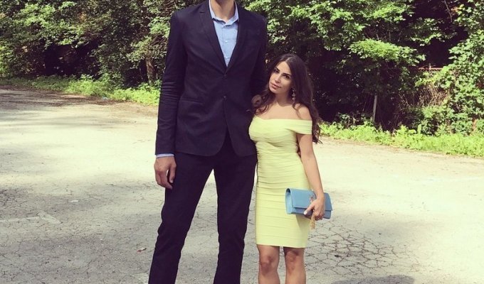 Сербский баскетболист Бобан Марьянович и его жена (17 фото)