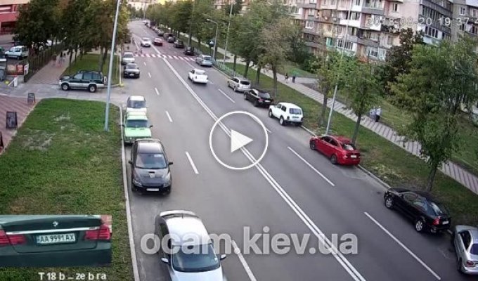 Манера вождения вчерашнего мажора который устроил серьезное ДТП в Киеве