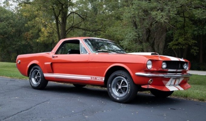 Пикап Ford Mustang 1966 года выпуска: кто-то превратил культовый пони-кар в рабочую лошадку (17 фото + 1 видео)