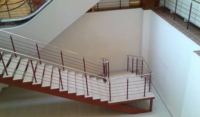 Лестницы – это особый вид строительного фейла (15 фото)