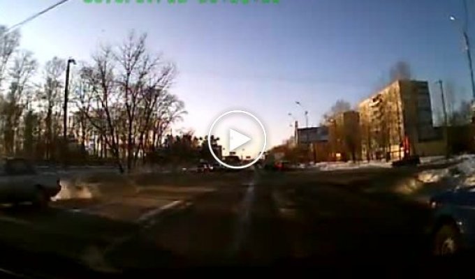 Сбил двух пешеходов во Владивостоке