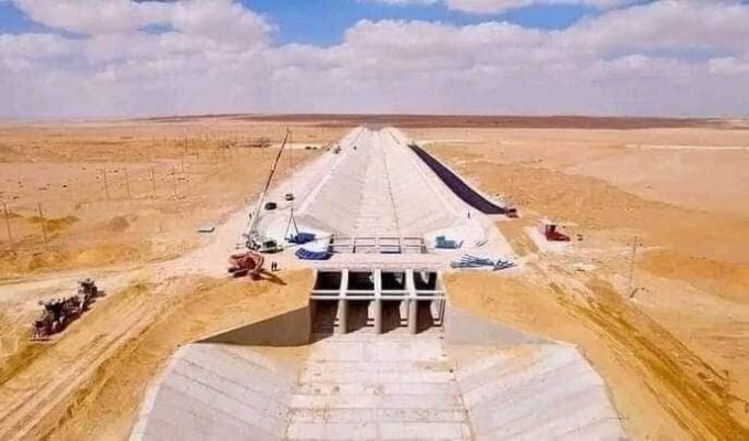 В Египте началось строительство длинной искусственной реки в мире (2 фото + 1 видео)
