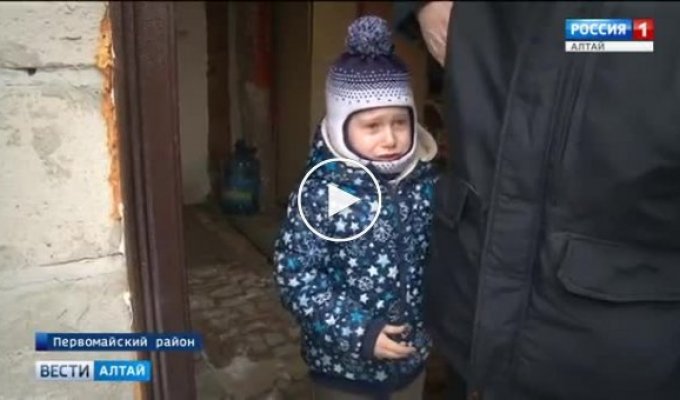 На Алтае суд решил, что ребенку лучше жить с мамой - малыш плачет и отказывается