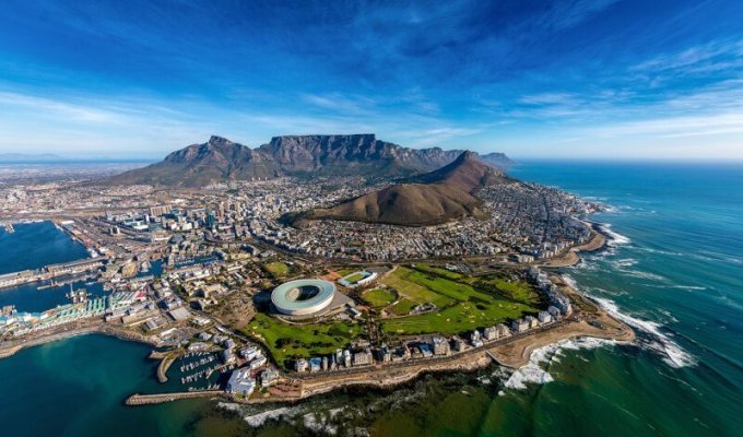 Кейптаун с высоты: самый красивый город Африки (43 фото)
