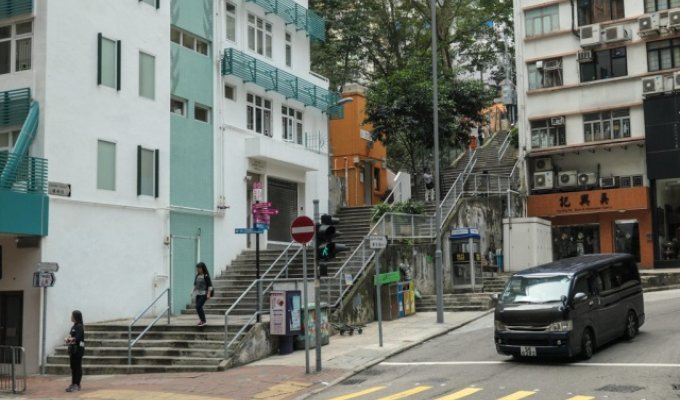 Как выглядит бюджетное жилье в центре Гонконга (29 фото)