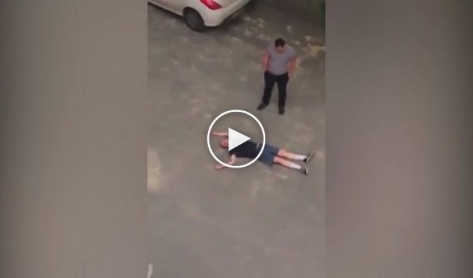 В Ростове зачинщик драки был отправлен в нокаут с одного удара