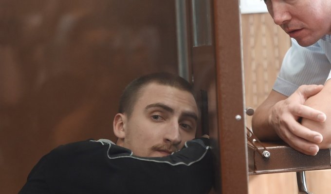 Суд отпустил Павла Устинова под подписку о невыезде