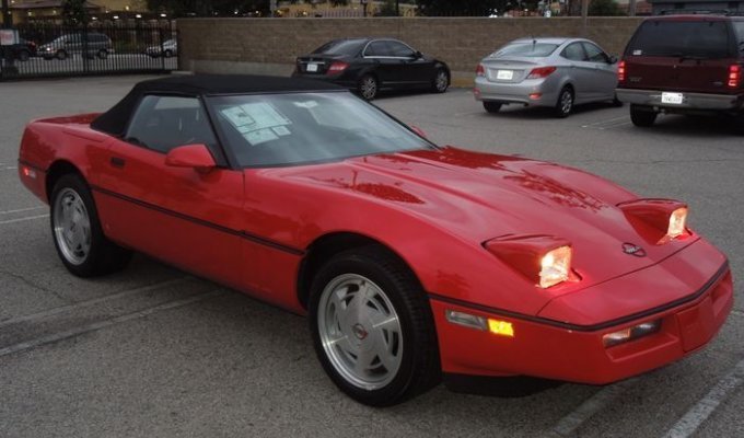 Найдено на Ebay. Угнанный в 89 году Corvette C4 ушел с молотка (118 фото)