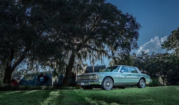 Cadillac Seville — автомобиль подаренный Элвисом Пресли девочке-подростку (11 фото)