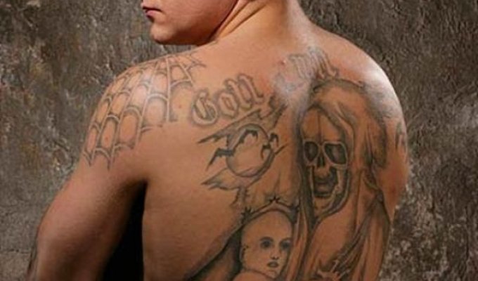 Расшифровка татуировок Александра Емельяненко (9 фото + текст)
