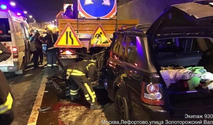 Смертельное ДТП в Лефортовском тоннеле Москвы (2 фото + 1 видео)