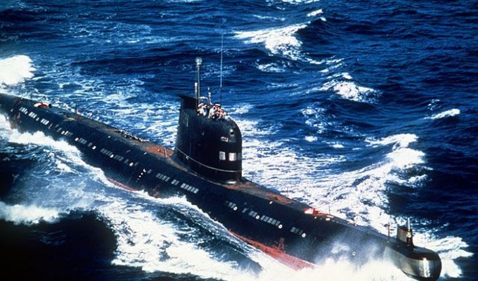Украинская подводная лодка (20 фотографии)