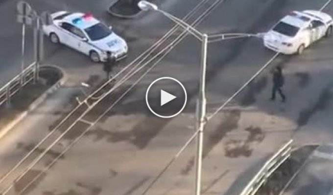 Иди на... Школьник перекрыл дорогу кортежу Медведева в Краснодаре