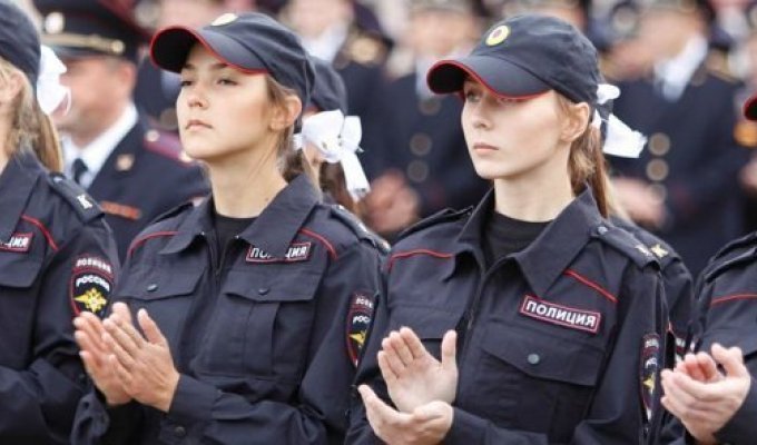 Зачем России столько полиции (4 фото)