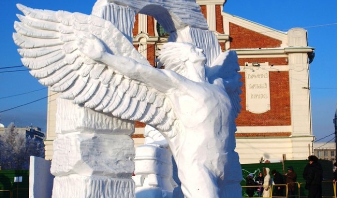 Сибирский фестиваль снежной скульптуры (27 фото)