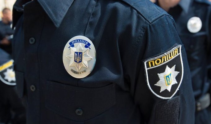 В Киеве бездомный вонзил нож в киевлянина за отказ дать сигарету