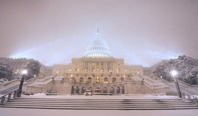 Вашингтон завалило снегом (29 фото)