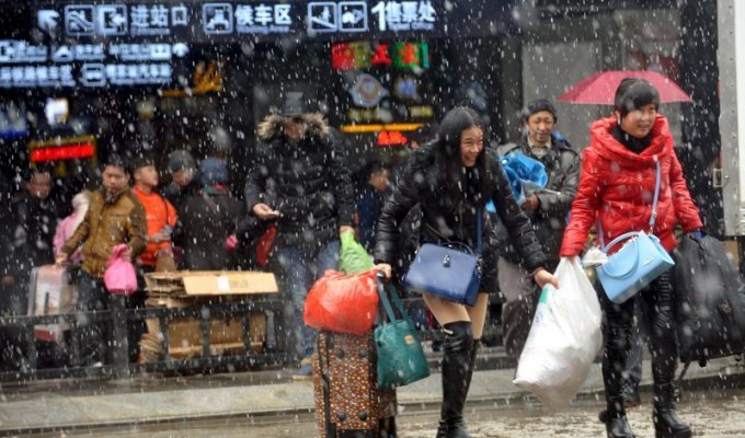 Кадры повседневной жизни людей в Китае (50 фото)