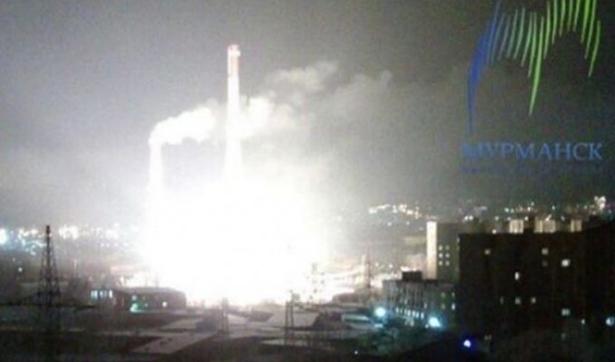 Мурманск остался без электричества из-за мощного взрыва на подстанции (3 фото + 3 видео)