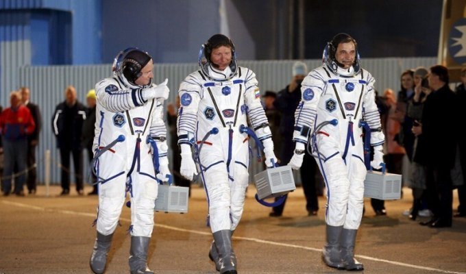 Какие бывают космонавты? (2 фото)