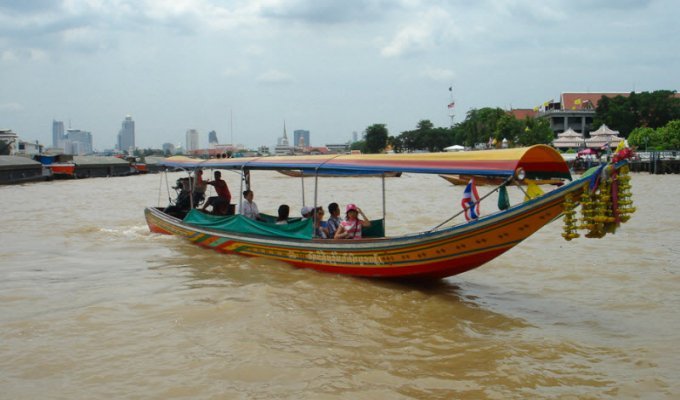 Бангкок. По реке Чао Прайя и каналам (44 фото)