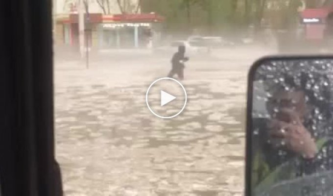 Наводнение в Екатеринбурге из-за сильного ливня