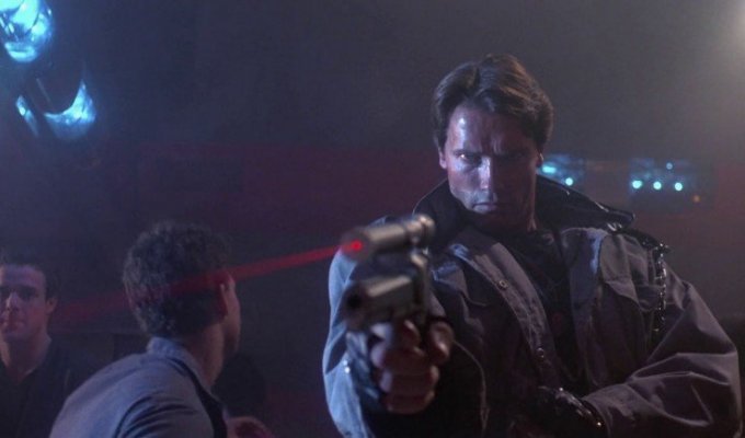 AMT Hardballer .45 Longslide из фильма «Terminator» (8 фото)