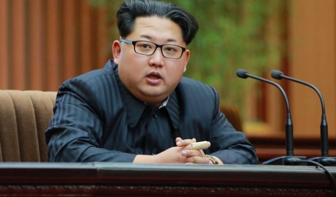 Ким Чен Ын призвал голодающих корейцев есть собак (2 фото)