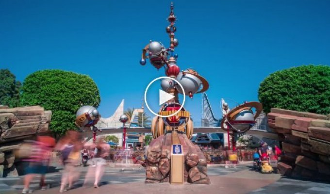 A Disneyland Timelapse