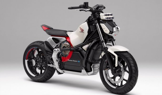 Honda представляет самобалансирующийся мотоцикл (9 фото + 2 видео)