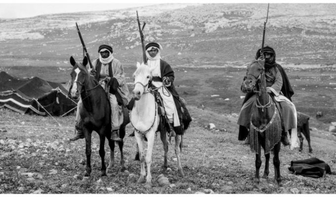 Культура и образ жизни бедуинов в фотографиях, снятых в конце 19 века (35 фото)