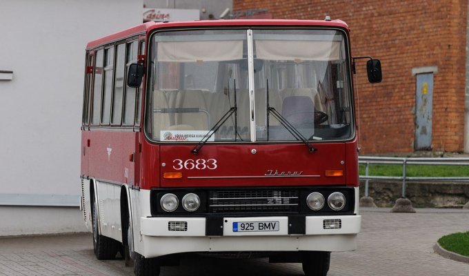 Рельсовые автобусы Ikarus (22 фото)