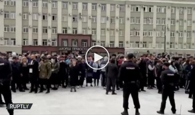 Первый в РФ митинг против самоизоляции прошёл во Владикавказе