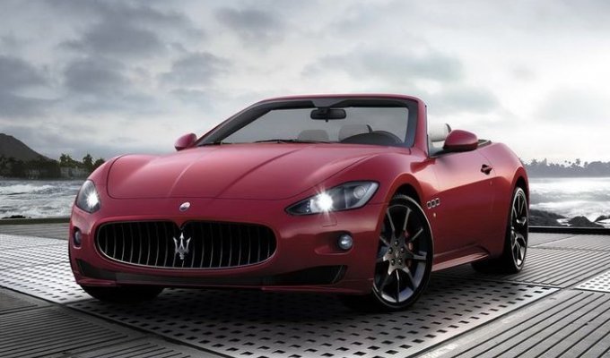 Maserati GranCabrio Sport показали до Женевского автосалона (8 фото)