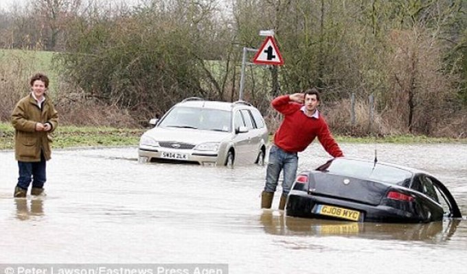  Наводнения в Англии (9 фото)
