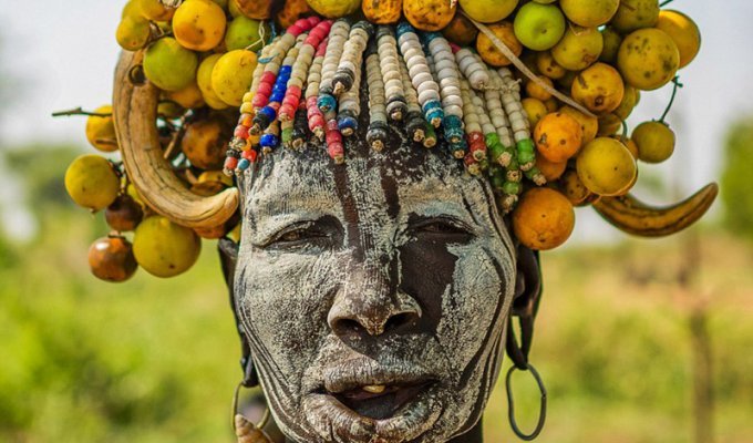 Причудливая красота женщин эфиопских племен (12 фото)