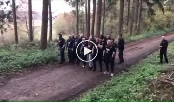 Европейские кулачные бои в лесу