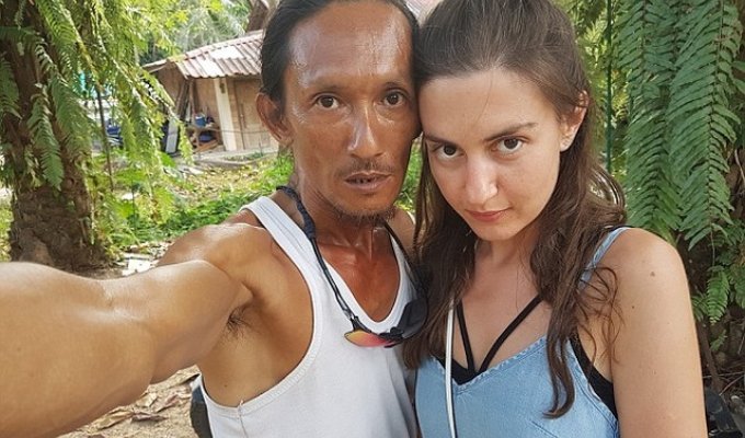 "Пещерный человек" из Таиланда заманил российскую туристку в свое жилище (7 фото)