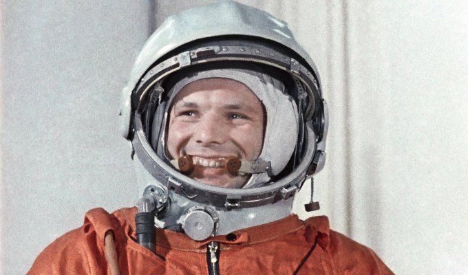 Бывший космонавт рассказал о совете Гагарина после первого полета (3 фото + 1 видео)
